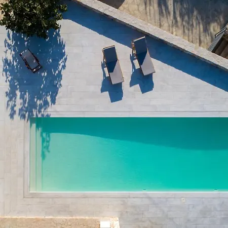 Pandesia Private Pools Villa *